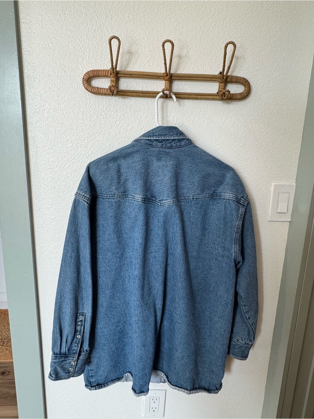 Levi's Blue Denim Shirt Jacket with Red Label - Picture 3 of 3